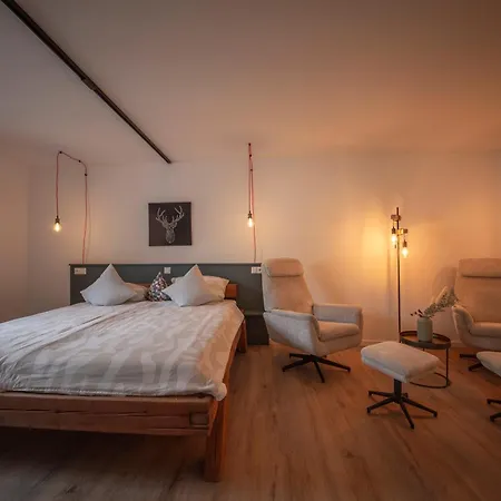 Haus Zum Wappen * هيلينثال