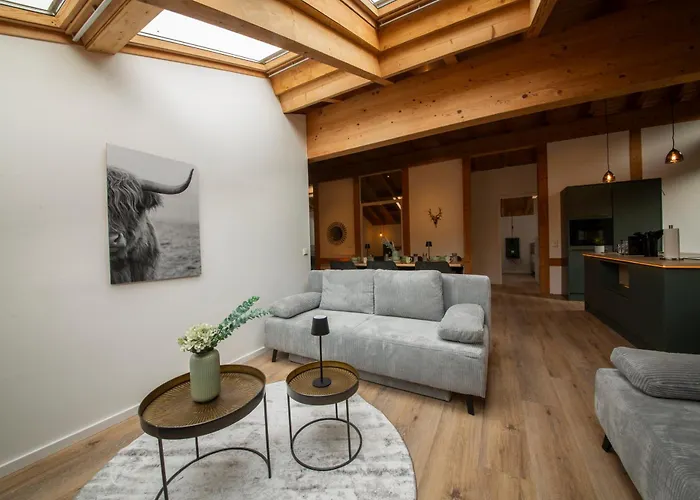 公寓 Haus Zum Wappen *