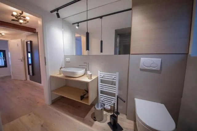 Haus Zum Wappen * 黑伦塔尔